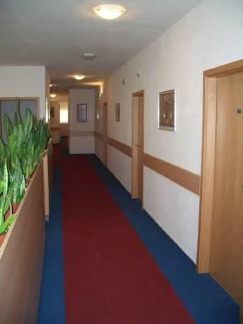 Hotel O.K. 1 Beroun  Buitenkant foto
